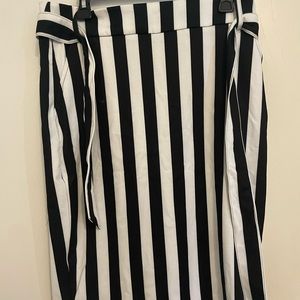 Black and white striped a-line skirt